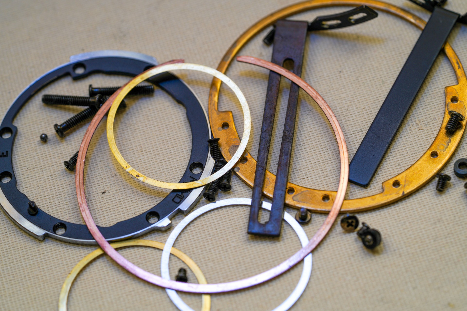 Hard to find components, obsolete parts, parts sourcing